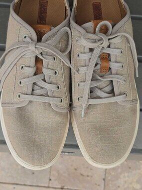 OluKai Pehuea Li Womens 8.5 Gray Taupe Linen Lace Up Comfort Sneakers Shoes